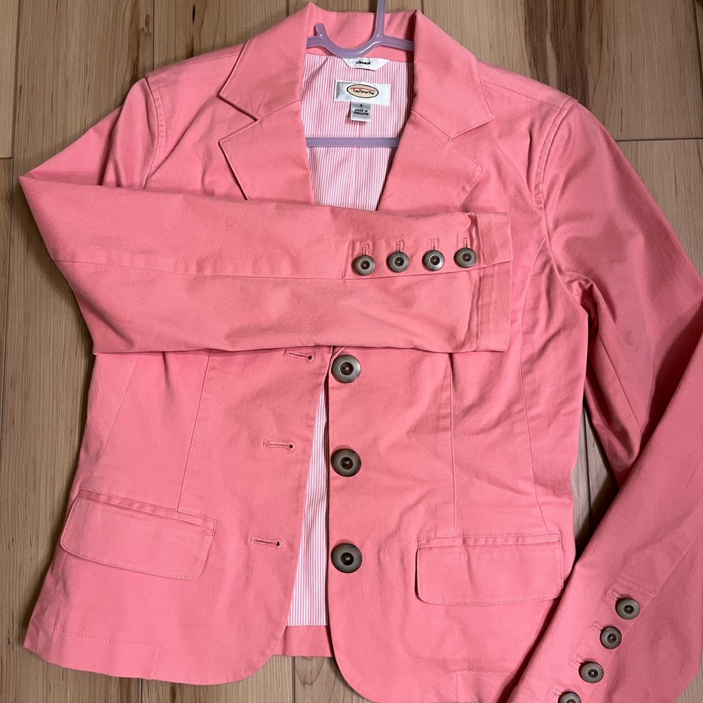 Very good condition.